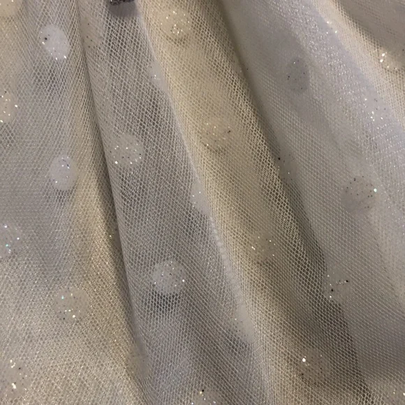 🐇🐣Easter Dress Little girls foil gold dress with tulle bottom - Picture 7 of 11